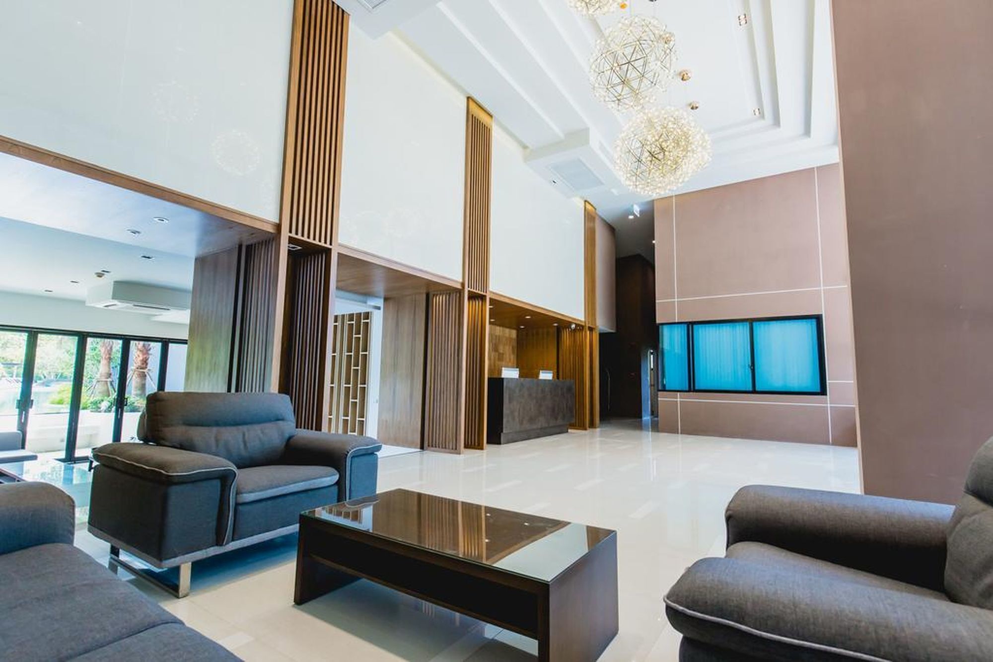 The Aristo By Holy Cow 201 Apartman Phuket Kültér fotó