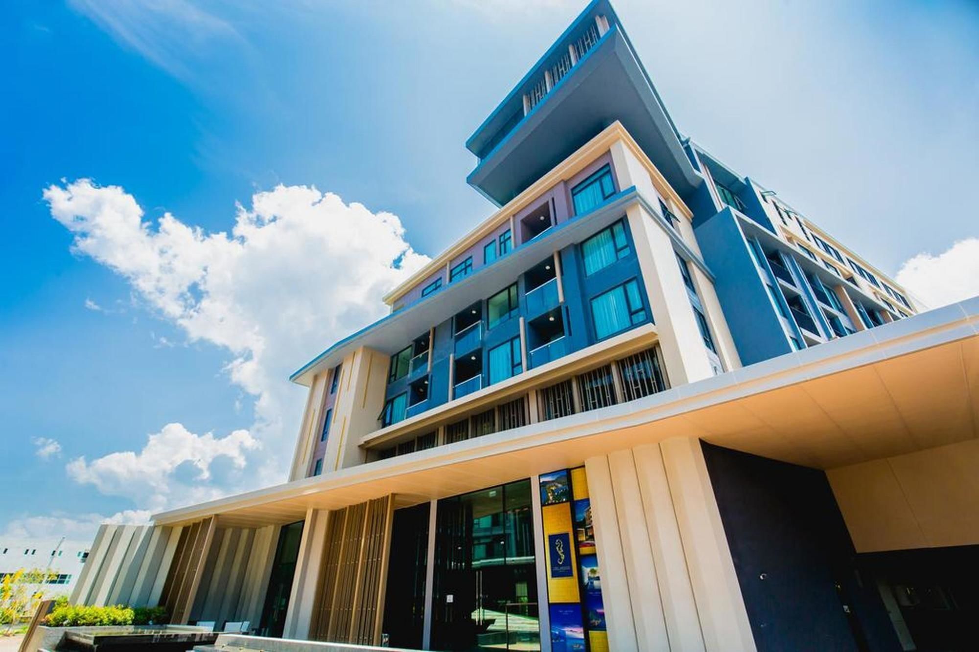 The Aristo By Holy Cow 201 Apartman Phuket Kültér fotó