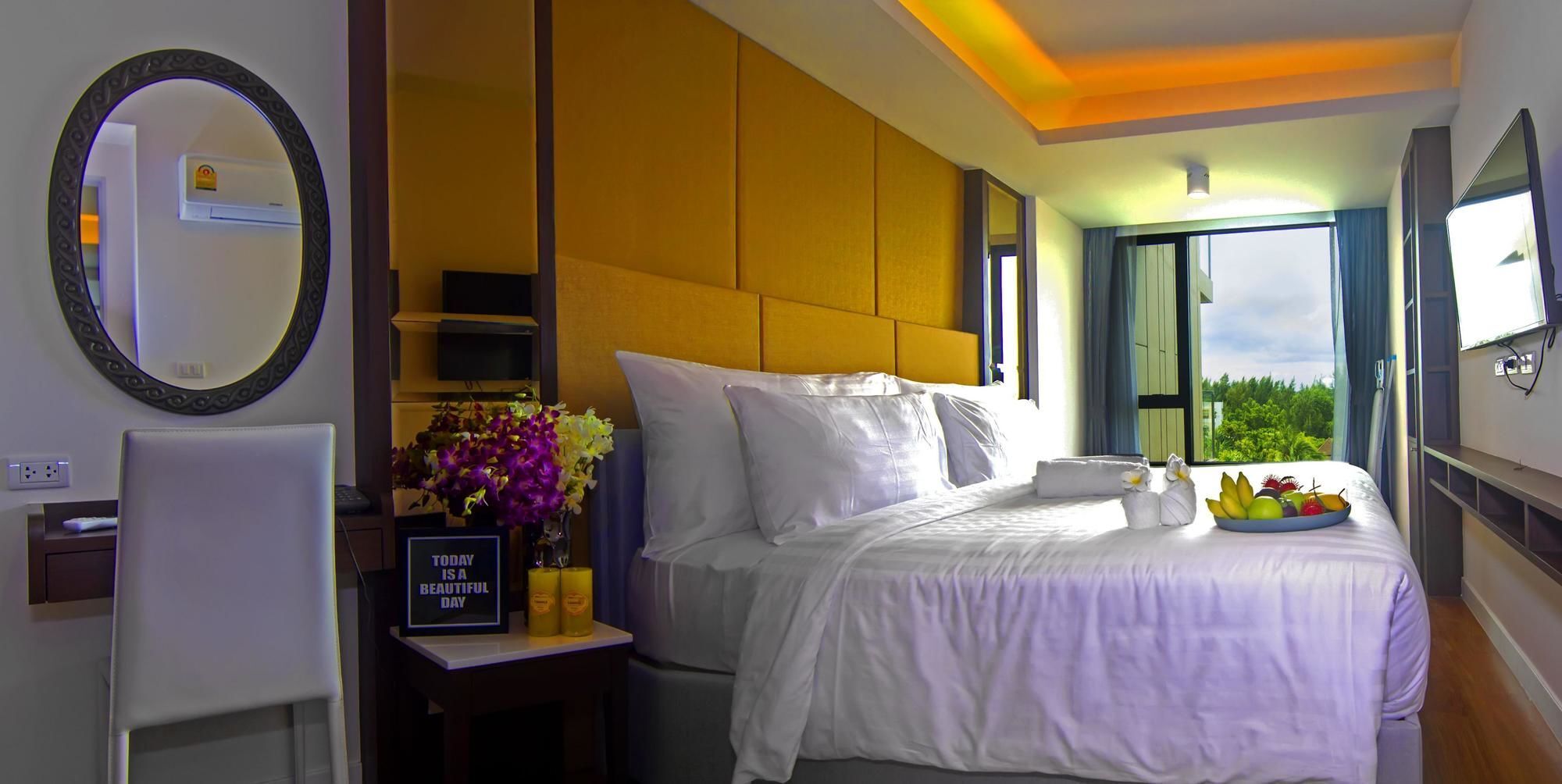 The Aristo By Holy Cow 201 Apartman Phuket Kültér fotó