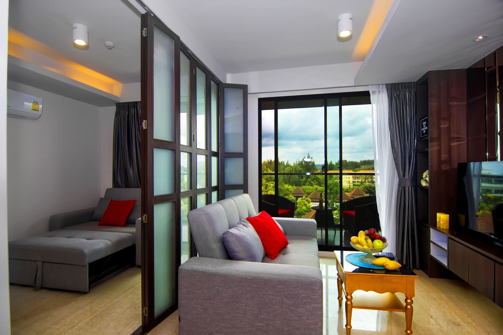 The Aristo By Holy Cow 201 Apartman Phuket Kültér fotó